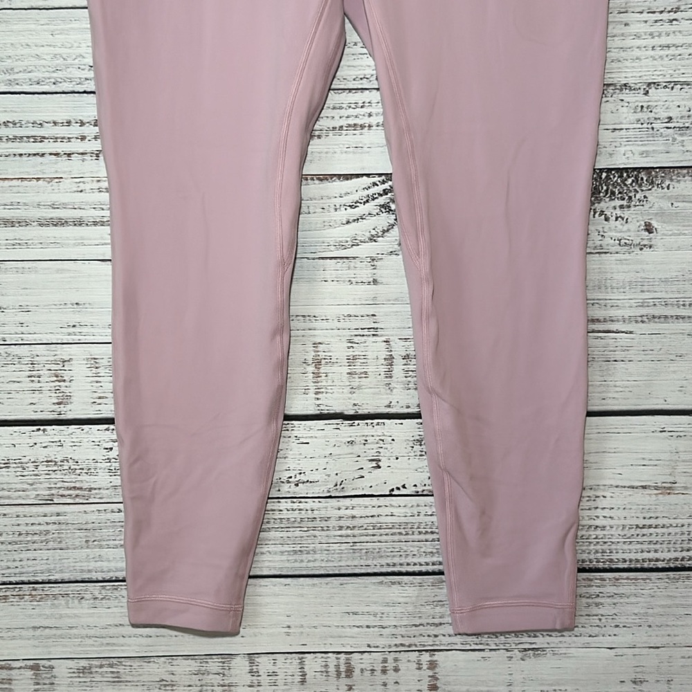 Lululemon Align High-Rise Pant 28"
Pink Peony Size 14 - Picture 10 of 16